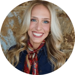 Hannah Lewis, Therapist